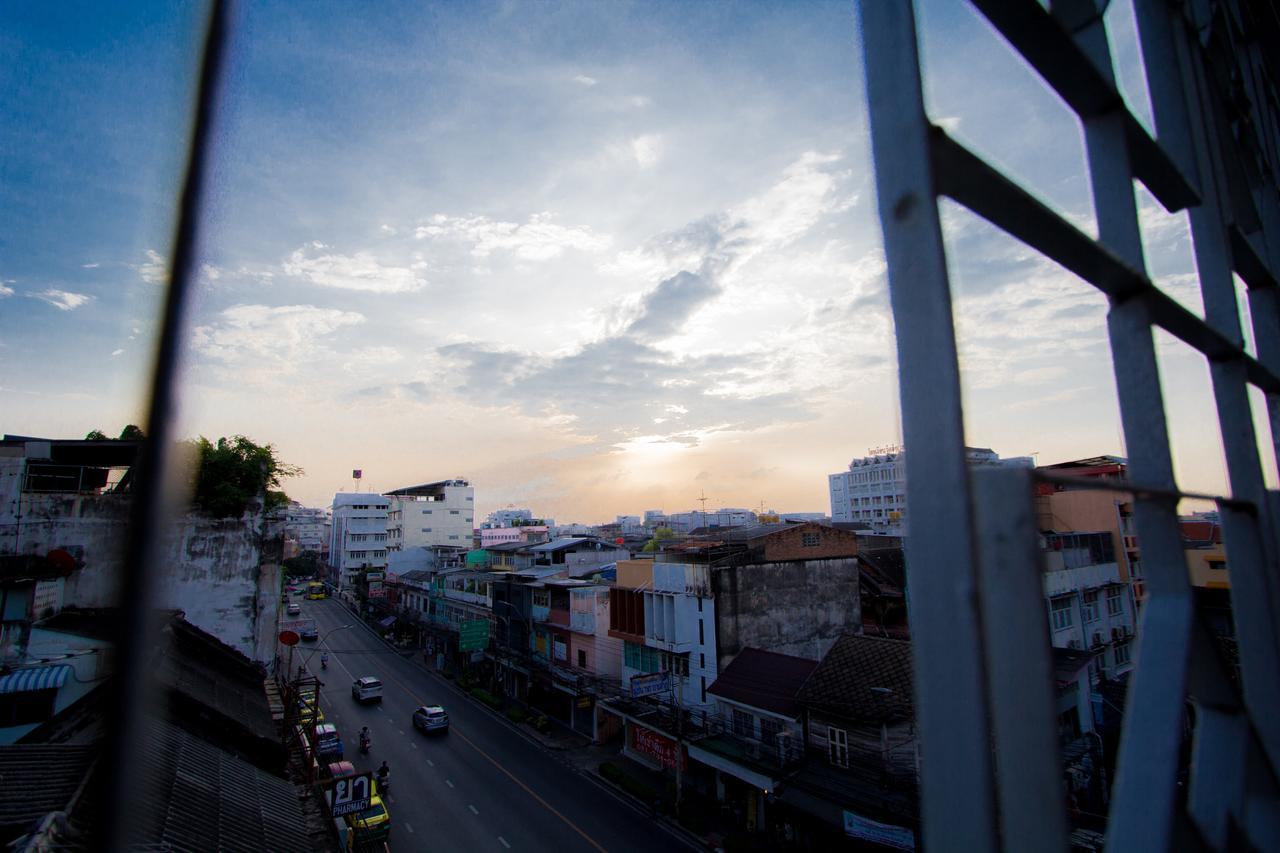 Bts Khaosan Hostel Bangkok Buitenkant foto